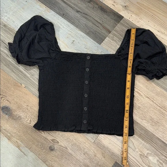 Aerie washed Black Smocked Puff Sleeve Blouse - Picture 5 of 5